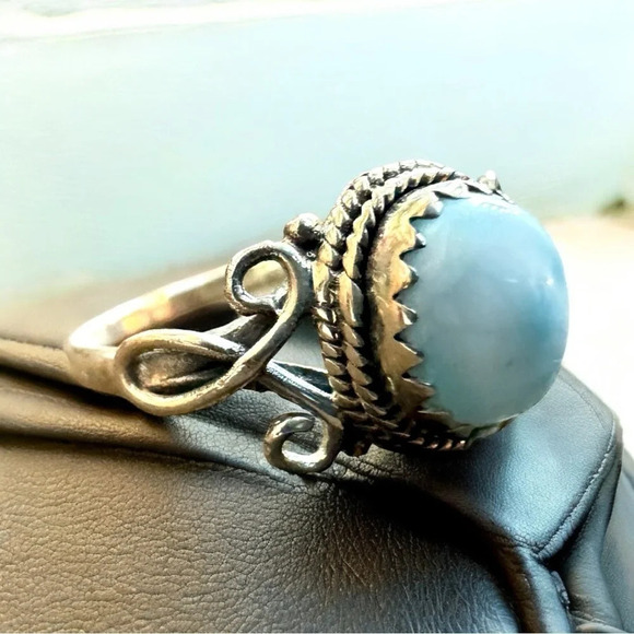 Dominican Larimar Sterling Silver Bali Ring (6.5) - Picture 3 of 6